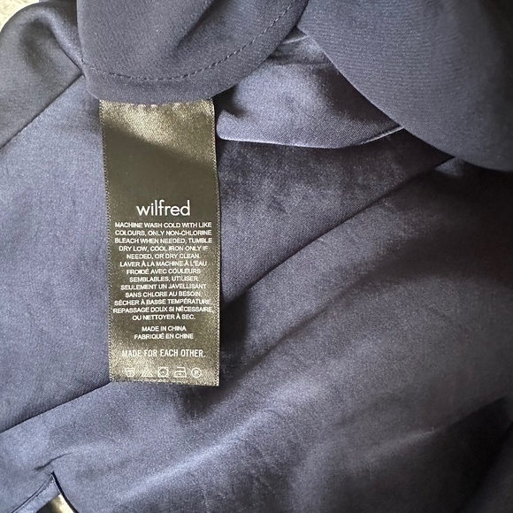 Wilfred Aritzia classic Navy Only Mini slip dress size Large new with tag - Picture 6 of 7